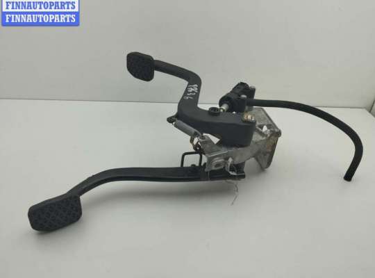 Купить Узел педальный на BMW 3 E46 (1998-2006) Узел педальный BM3612844 на BMW 3 E46 (1998-2006)