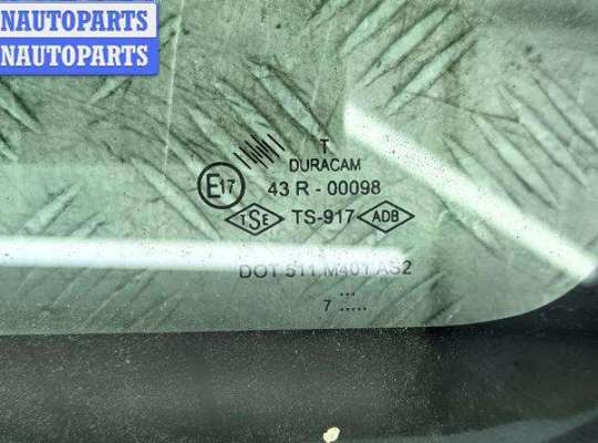 Стекло кузовное боковое на Renault Logan I