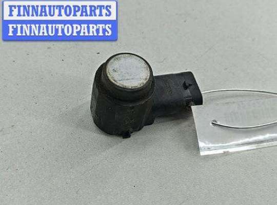 Датчик парковки (парктроник) задний VG2706636 на Volkswagen Passat B6