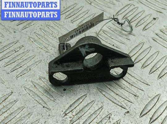 Кронштейн крепления FO2044581 на Ford Focus I (1998-2005)