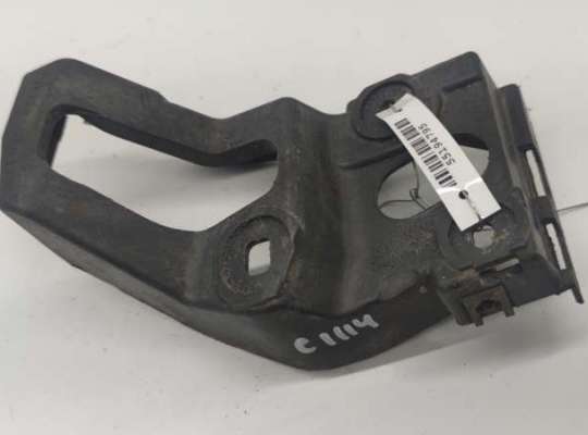 купить Кронштейн крепления на Audi A4 B7 (2004-2008)