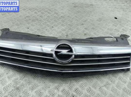 купить Решетка радиатора на Opel Astra H (2004-2009)