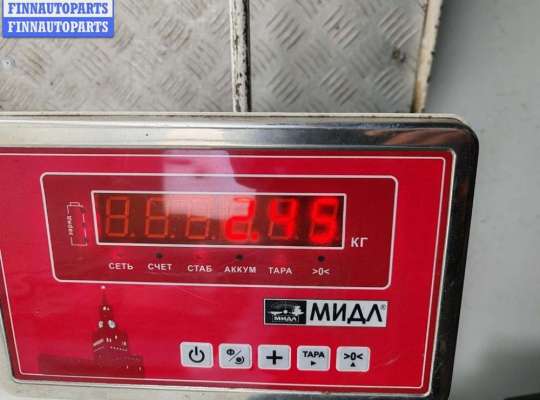 купить Обшивка двери передней левой (дверная карта) на Ford Mondeo III (2000-2007)