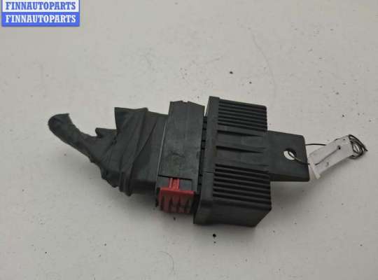 купить Реле бензонасоса на Peugeot 307