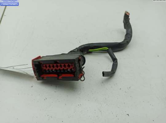 Разъем (фишка) проводки PG1105738 на Peugeot 307