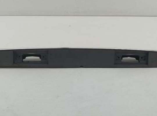 Накладка подсветки номера FO2159745 на Ford Galaxy (2000-2006)