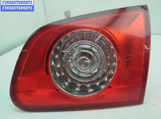 Фонарь крышки багажника правый VG2712557 на Volkswagen Passat B6
