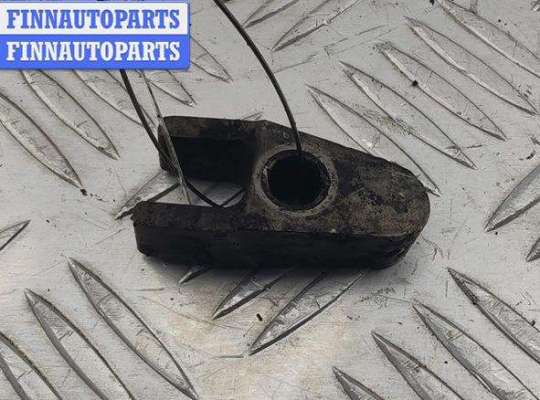 купить Скоба (кронштейн) крепления форсунки на Mercedes Vito-1 W638 (1996-2003)