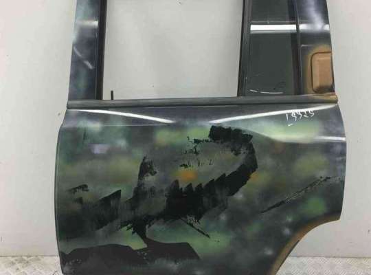 купить Дверь боковая задняя левая на Jeep Compass