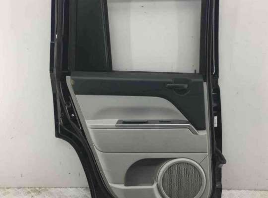 купить Дверь боковая задняя левая на Jeep Compass