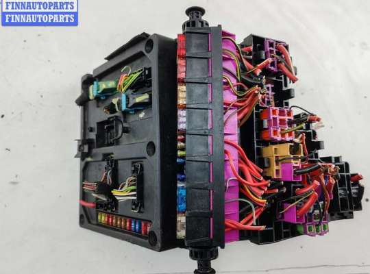 купить Блок предохранителей на Seat Alhambra (2000-2010)