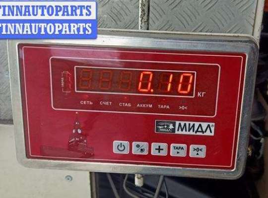 купить Молдинг двери передней правой на Volkswagen Passat B5