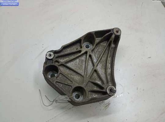 Кронштейн компрессора кондиционера OP2206498 на Opel Zafira A (1999-2005)
