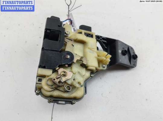 купить Замок двери передней правой на Volkswagen Passat B5+ (GP)