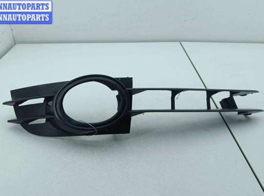 купить Рамка фары противотуманной правой на Audi A6 C6 (2004-2011)