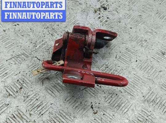 купить Петля двери передней правой на Volkswagen Passat B6