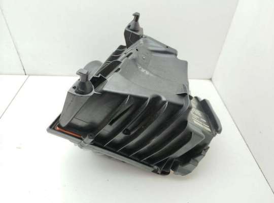 купить Корпус воздушного фильтра на BMW 2 Tourer F45/F46 (2014-2022)