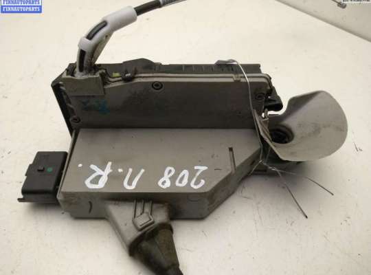 Замок двери передней правой PG739997 на Peugeot 208