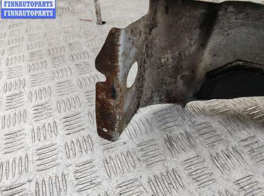 купить Крыло переднее правое на Mazda 5