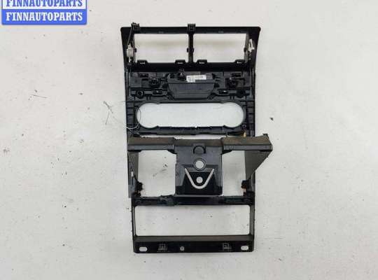 купить Рамка магнитолы на Ford Mondeo III (2000-2007)