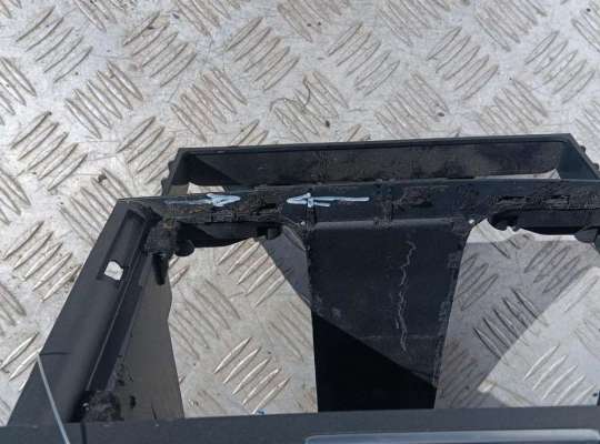 купить Рамка магнитолы на Ford Mondeo III (2000-2007)