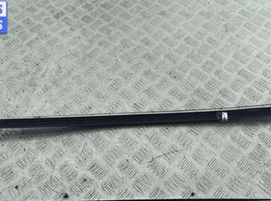 купить Молдинг лобового стекла на Opel Vectra B (1995-2002)