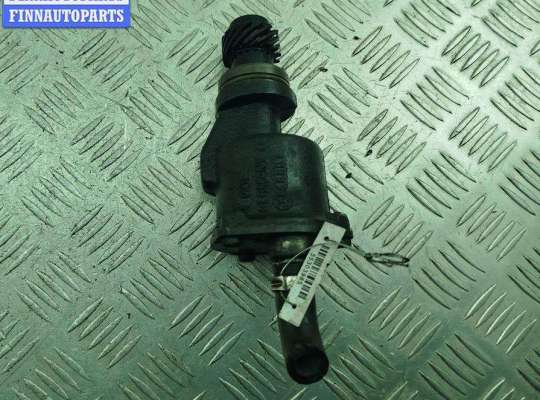 Насос вакуумный (дизель) на Volkswagen Passat B5 (3B)