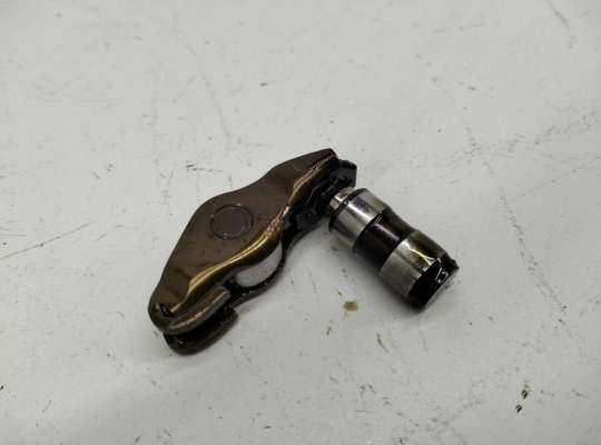 Купить Коромысло клапана (рокер) на Volkswagen Passat B6 Коромысло клапана (рокер) VG2562234 на Volkswagen Passat B6