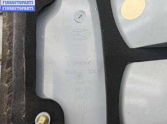 купить Фонарь крышки багажника левый на Volkswagen Sharan (2000-2010)