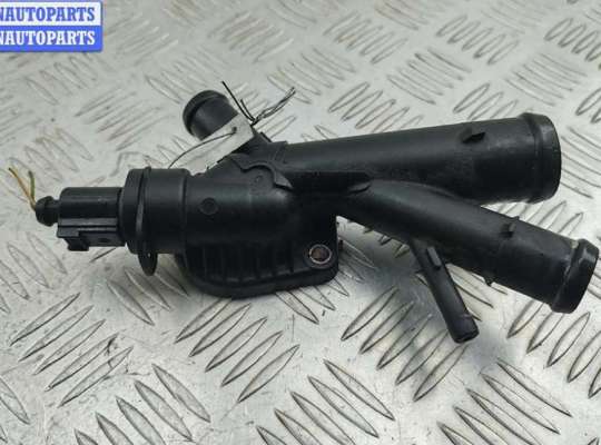 купить Фланец (тройник) системы охлаждения на Volkswagen Passat B7