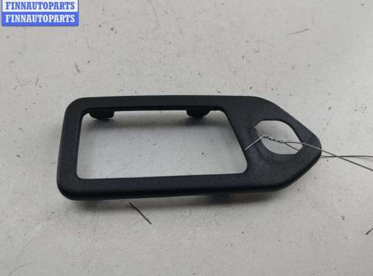 купить Накладка на ручку двери на Volkswagen Passat B3