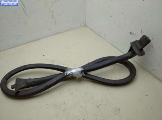 купить Уплотнитель двери задней правой на Volkswagen Transporter T5