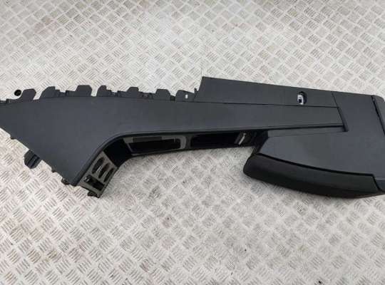 купить Подлокотник на Volkswagen Passat B6
