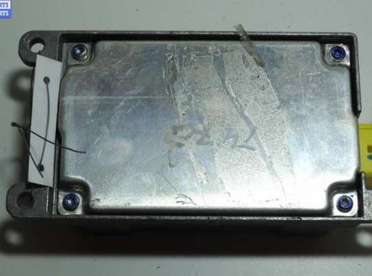 Датчик удара (Airbag) на BMW 7 (E65/E66)