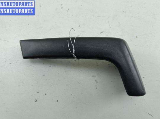 купить Ручка двери внутренняя передняя левая на Volkswagen Transporter T4