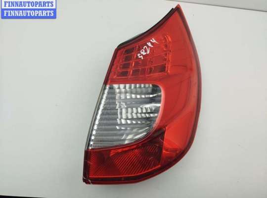 Фонарь задний правый RN1575080 на Renault Scenic II (2003-2009)