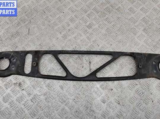 Рамка передняя (панель кузовная, телевизор) BM3592647 на BMW 3 E36 (1991-2000)