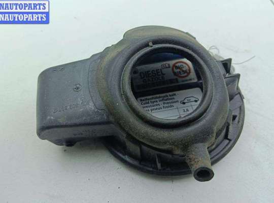 купить Лючок бака на Volkswagen Passat B6