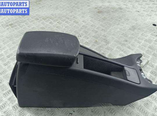 купить Подлокотник на Volvo S40 / V40 (1995-2004)