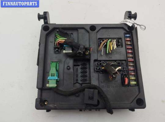 Купить Блок предохранителей на Volkswagen Sharan (2000-2010) Блок предохранителей VG2712614 на Volkswagen Sharan (2000-2010)