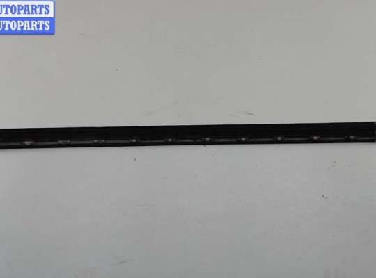 купить Молдинг двери передней левой на Audi A6 C5 (1997-2005)