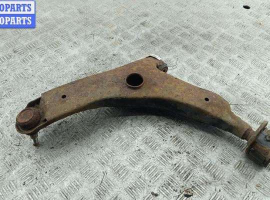 купить Рычаг подвески передний правый на Volvo S40 / V40 (1995-2004)