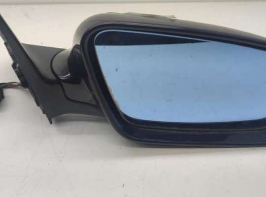 Зеркало боковое на Audi A6 (C5)
