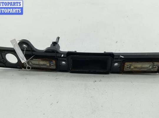 Накладка подсветки номера VG2751639 на Volkswagen Passat B6