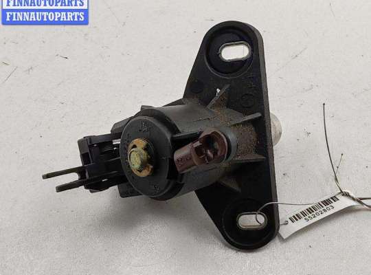 купить Кнопка открывания багажника на Opel Zafira A (1999-2005)