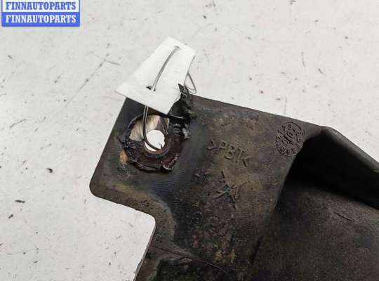 купить Фара противотуманная правая на Nissan Primera P11 (1999-2002)