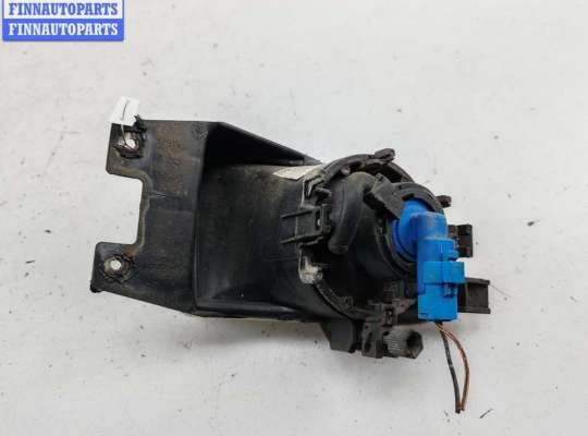 купить Фара противотуманная правая на Nissan Primera P11 (1999-2002)