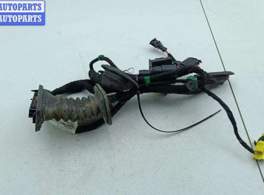 купить Проводка двери на Volkswagen Golf-5