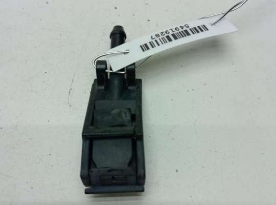 Форсунка омывателя VG2665338 на Volkswagen Passat B5+ (GP)