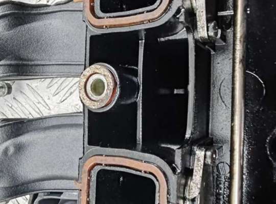 купить Коллектор впускной на BMW 5 E39 (1995-2003)